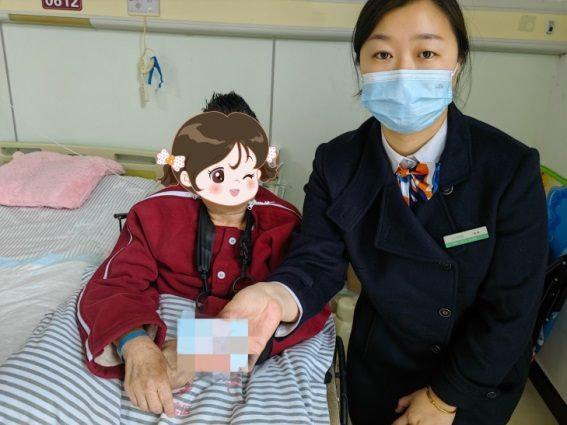 ᘌ�(du��)��ѩ������(z��i)��������Ї��ˉۆ���(d��ng)��(y��ng)������(w��)�A(y��)��������U(xi��n)�͑��_ͨ���r�Gɫͨ��������(d��ng)��͑��ṩ�����ů�ĵķ���(w��)��Ԕ��(x��)